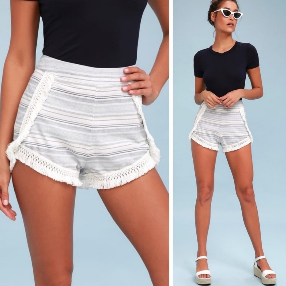 Lulu's striped fringe hem shorts